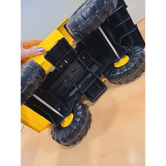 2012 Tonka Dump Truck Big Yellow T01 #93918 XMB-975 - Picture 10 of 13
